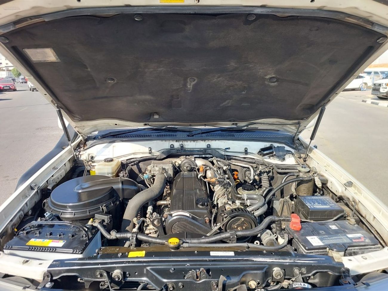 Toyota Land Cruiser TOYOTA LAND CRUISER SUV RHD 1999 MODEL 4.2 L DIESEL AUTOMATIC(PM13650)