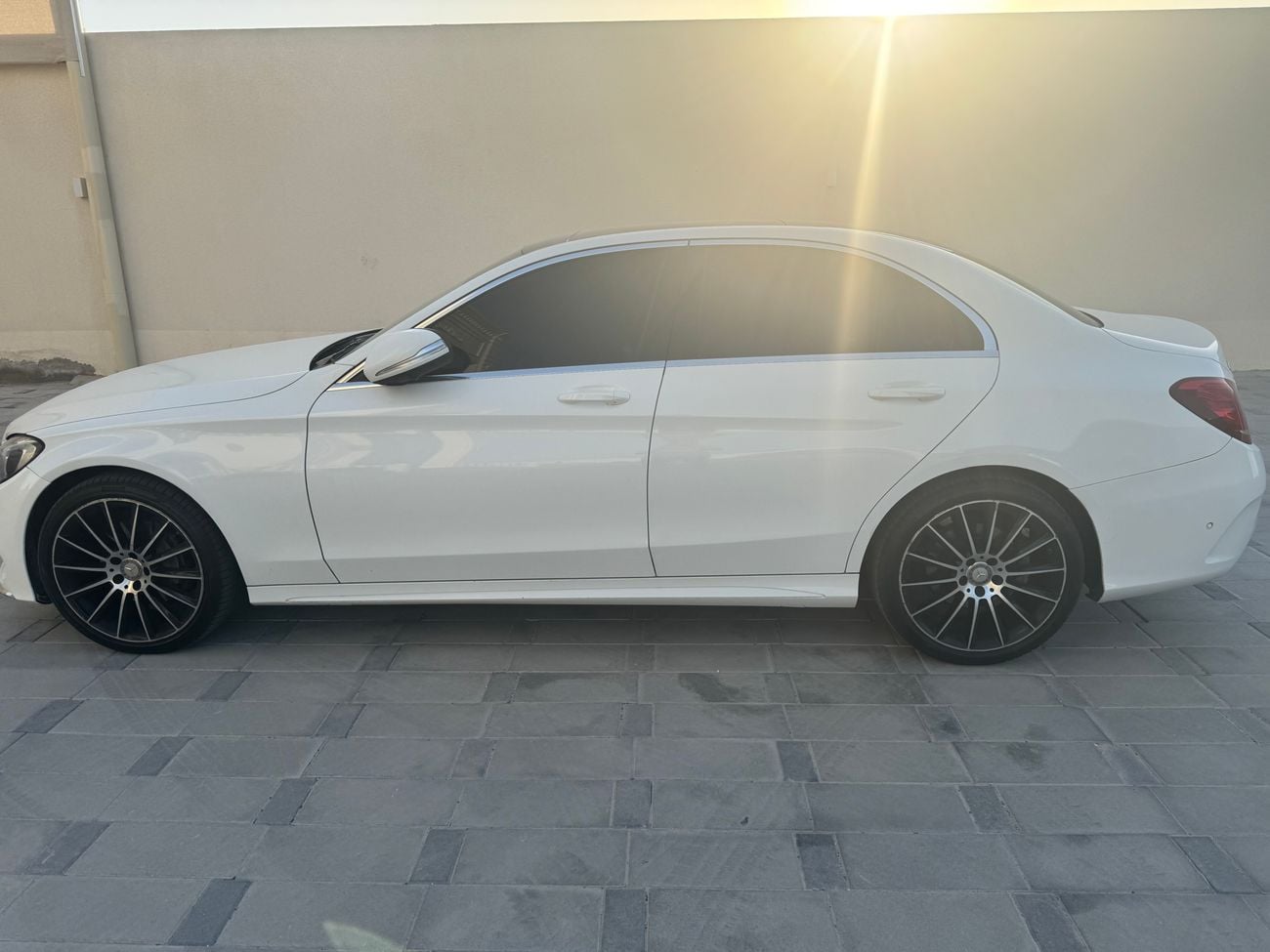 Mercedes Benz C200