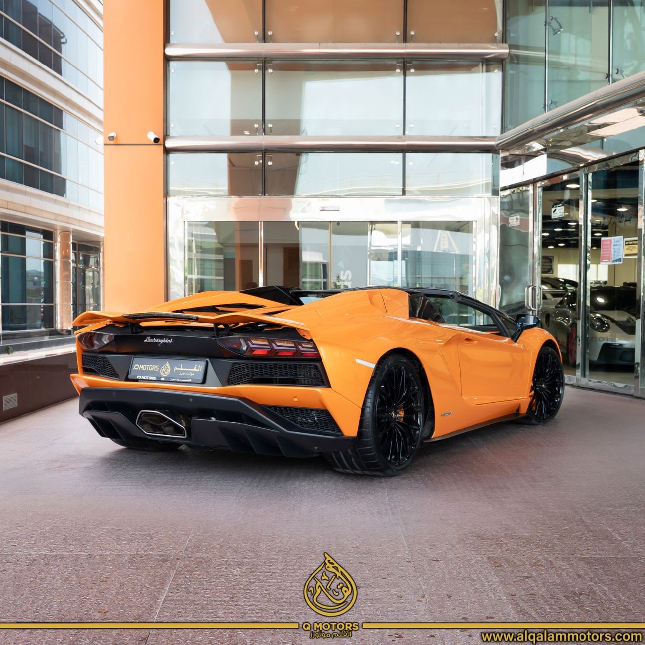 Lamborghini Aventador 6.5L V12 2020 LAMBORGHINI AVENTADOR S ROADSTER GCC DONE ONLY 11,000KM