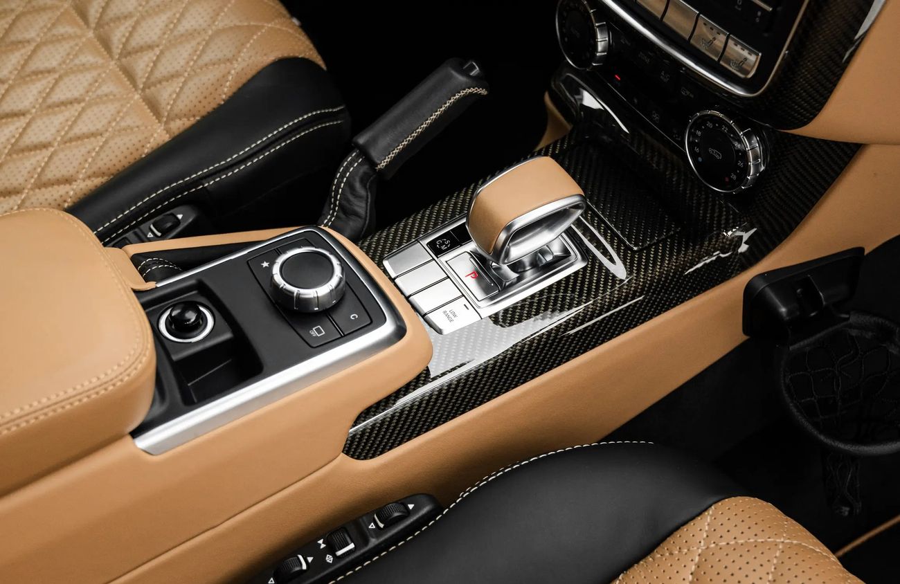 Mercedes Maybach G 650 6.0L V12 Biturbo Engine