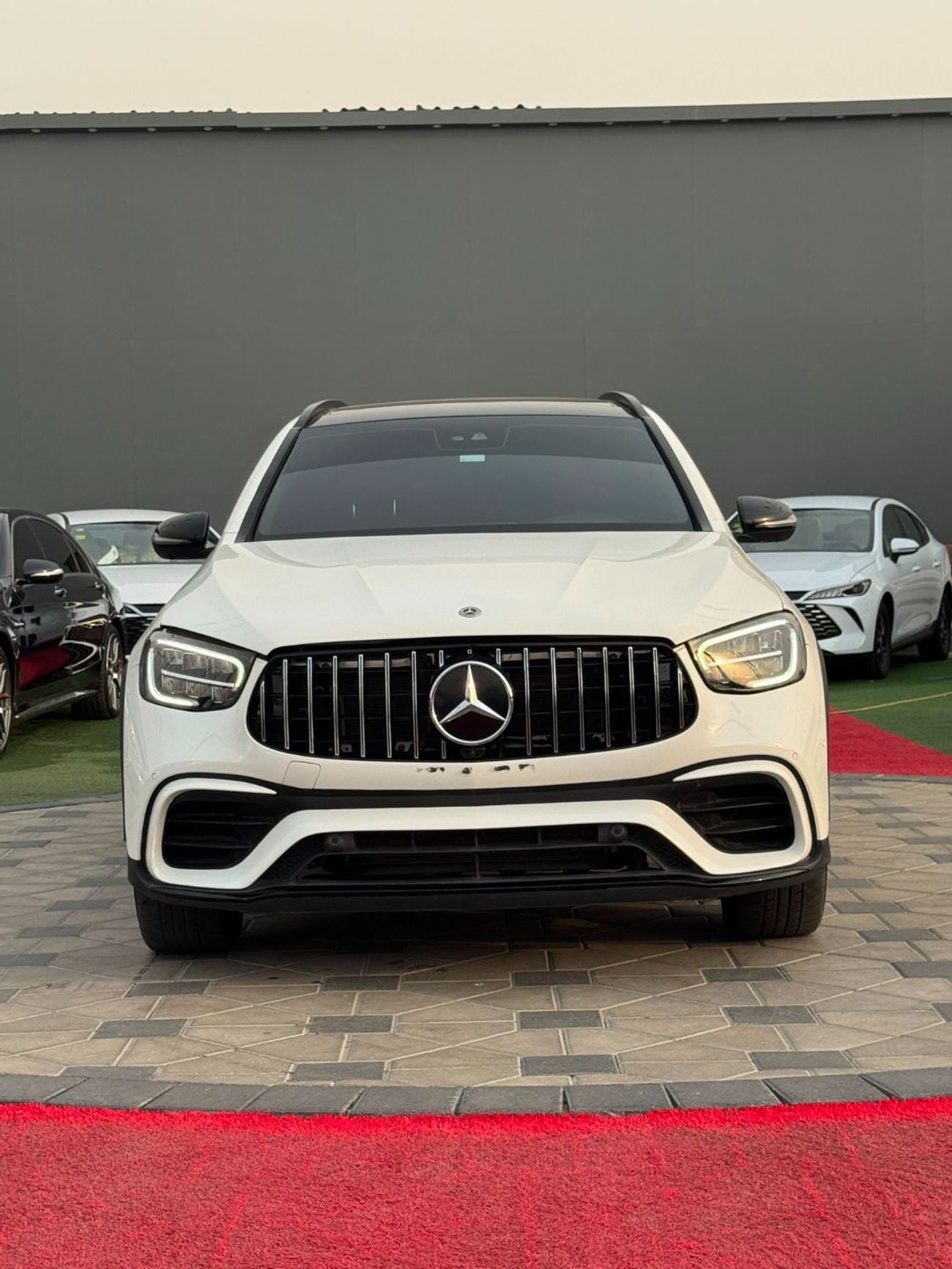Mercedes Benz GLC 300 STD (NON GCC)