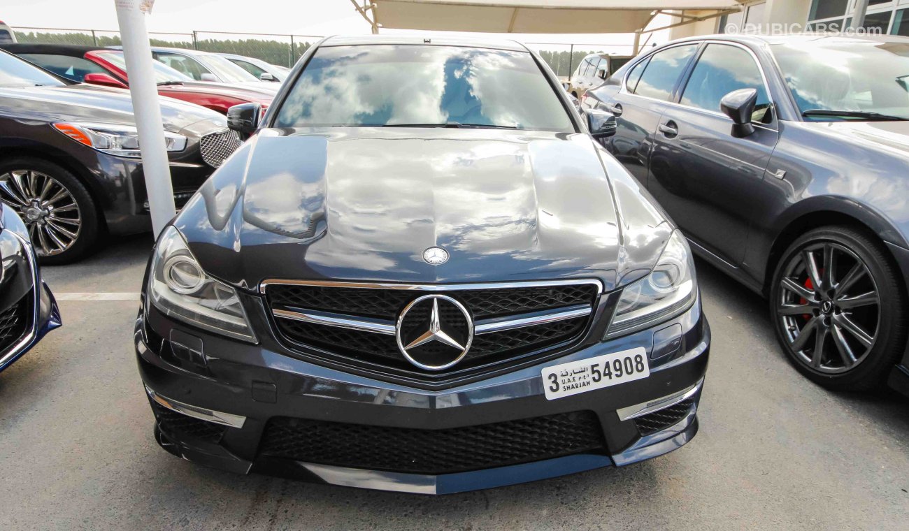 Mercedes-Benz C 63 AMG