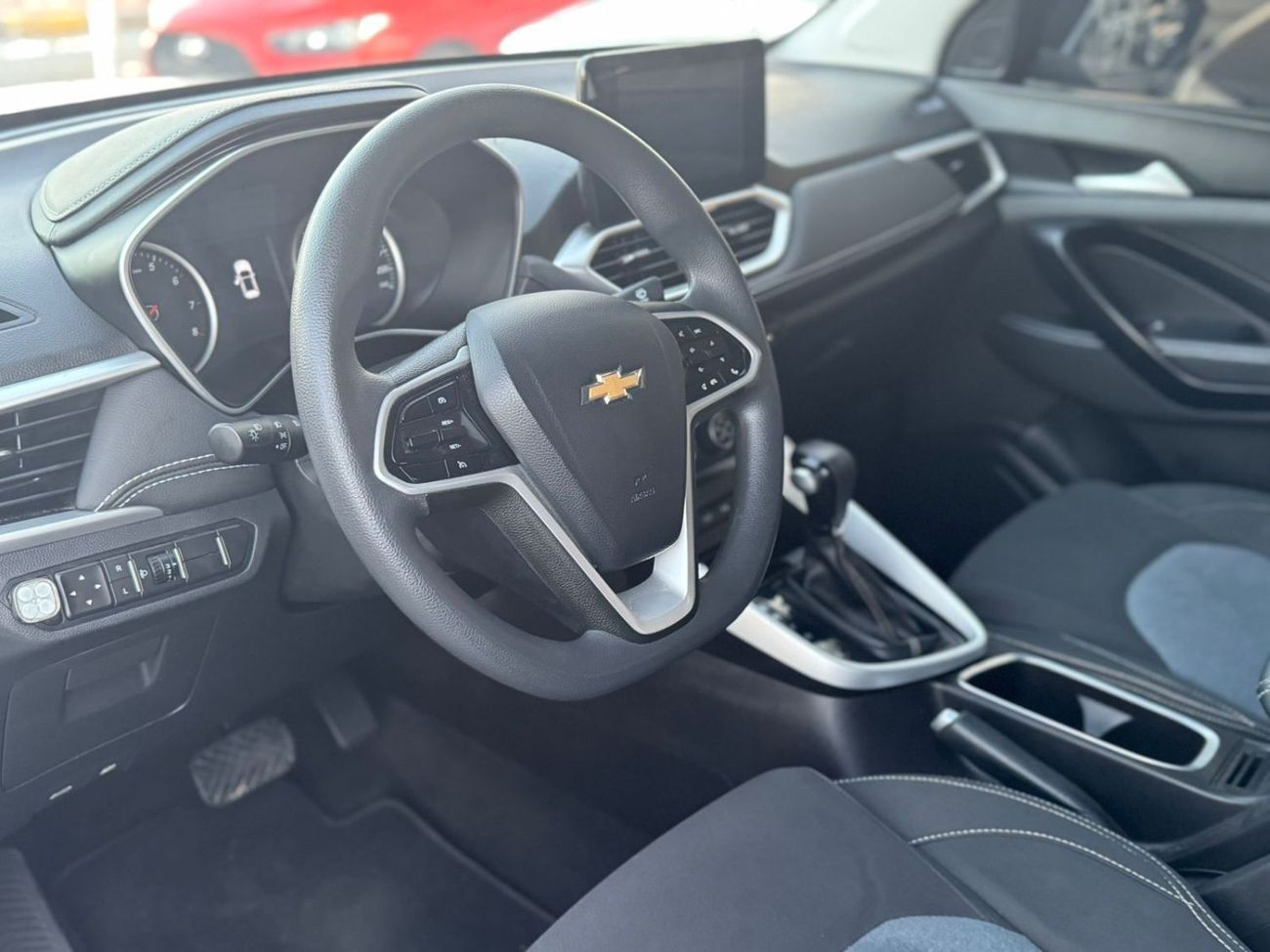 Chevrolet Captiva LS 1.5L (150 HP) (7 Seater)