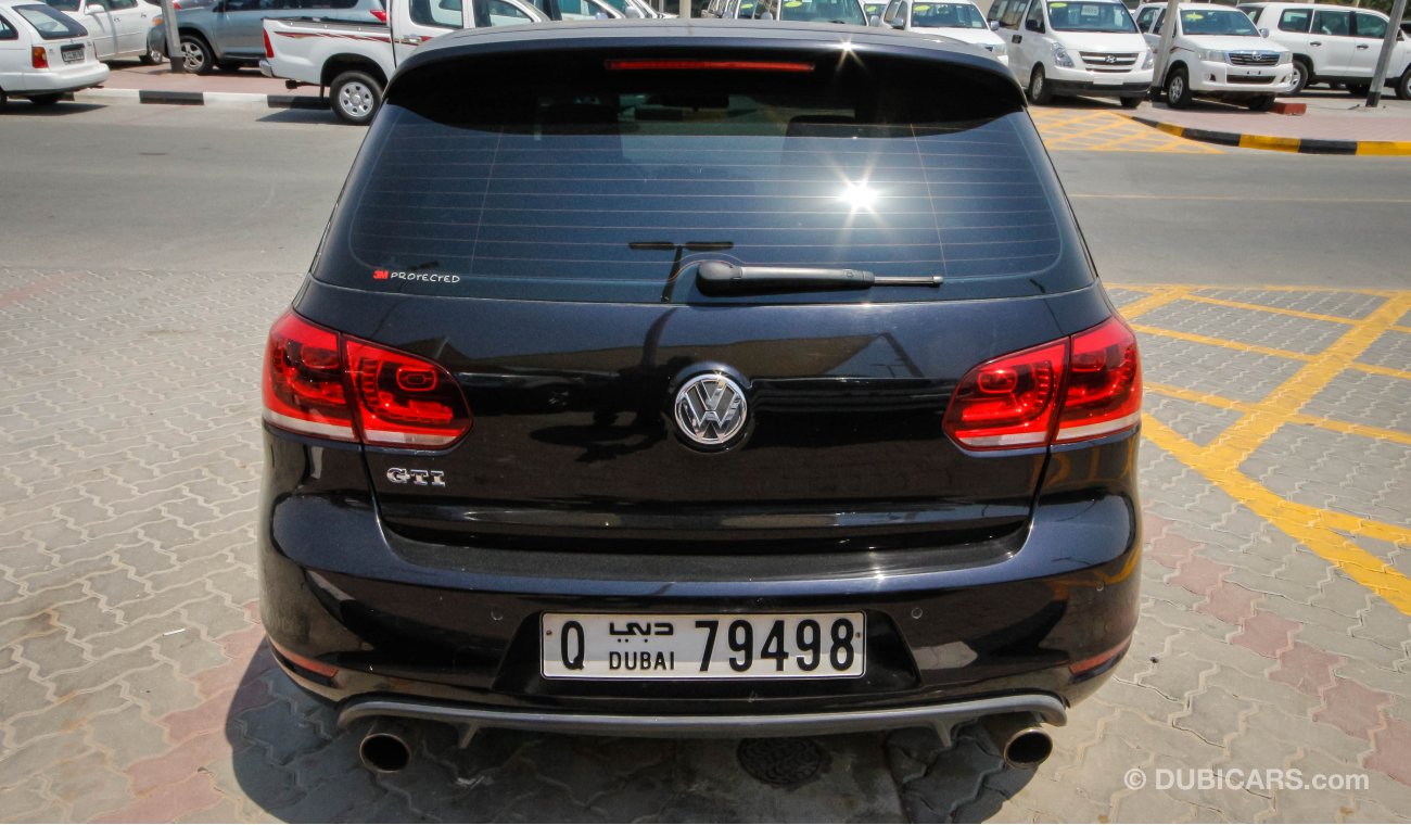 Volkswagen Golf GTI