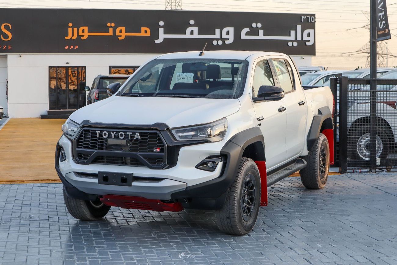 تويوتا هيلوكس GR Sport 4.0L