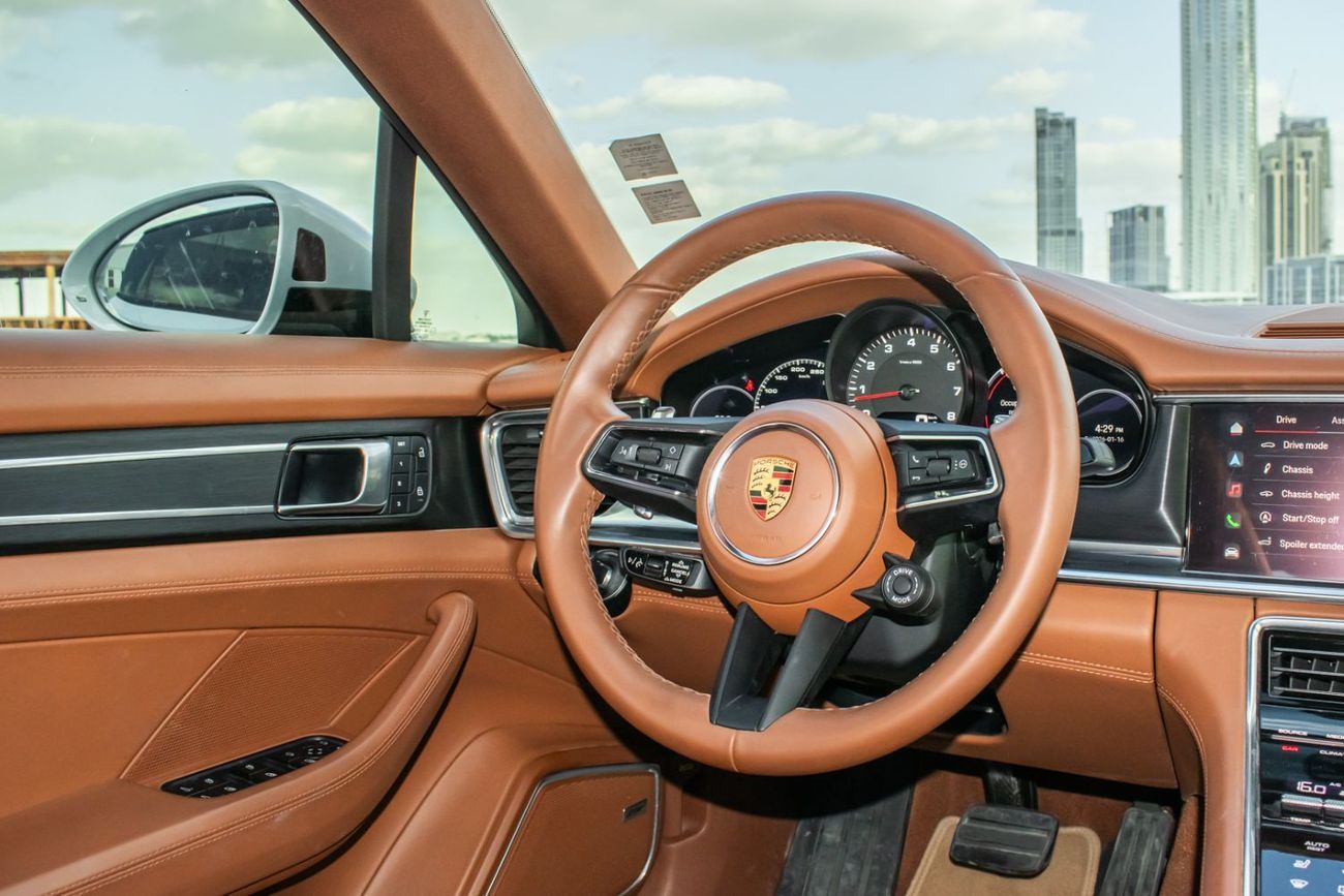Porsche Panamera 4 3.0L