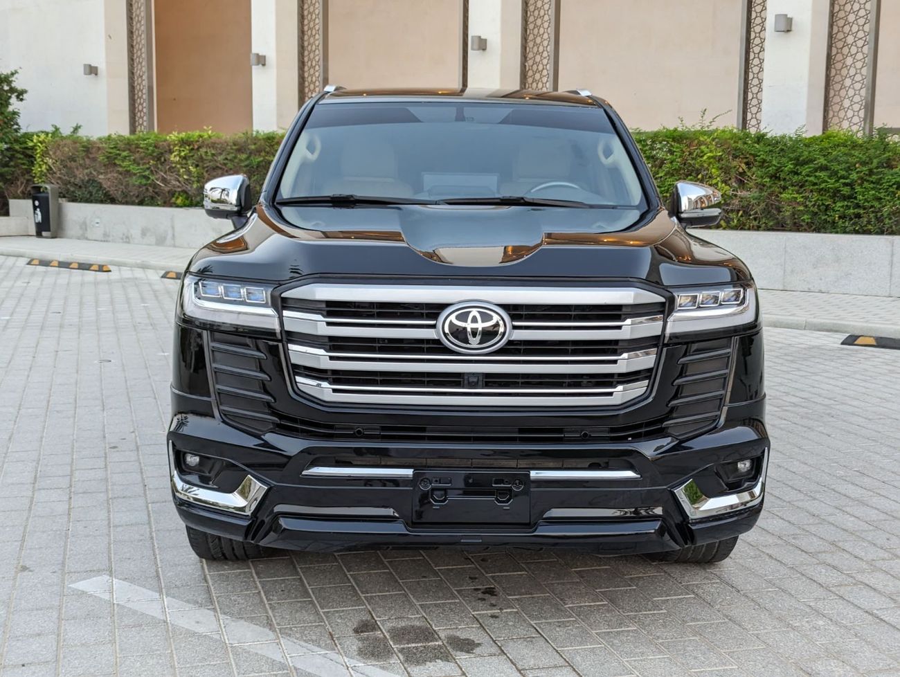 Toyota Land Cruiser Toyota Landcruiser 2014 LHD facelifted 2025 black colour exterior and interior colour beige 8 seater