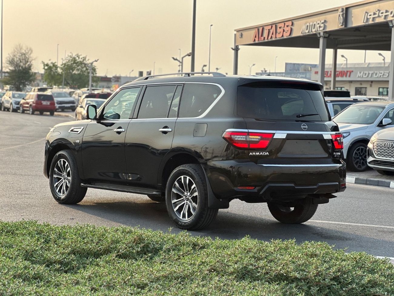 نيسان أرمادا 4WD Full Option SL