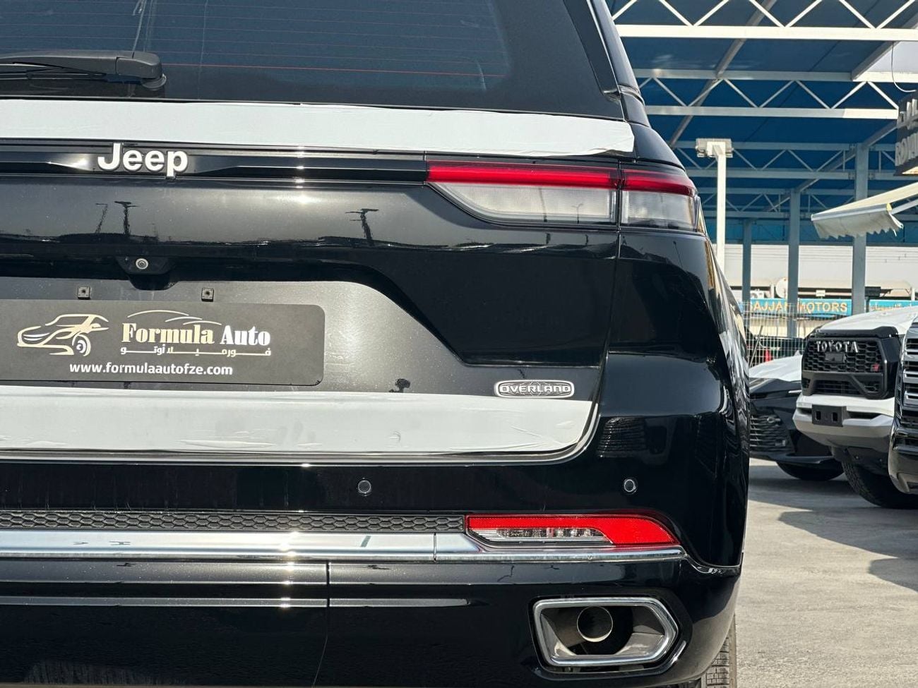 Jeep Grand Cherokee Overland 3.6L V6 PTR A/T // 2025 // Full Option with 360 Camera , Radar , Heating & Cooling & Massag