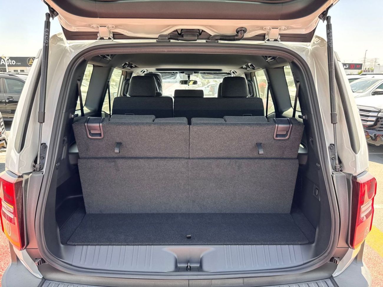 Toyota Prado TOYOTA PRADO TXL 2.8L DIESEL - A/T - 25YM - SUNROOF