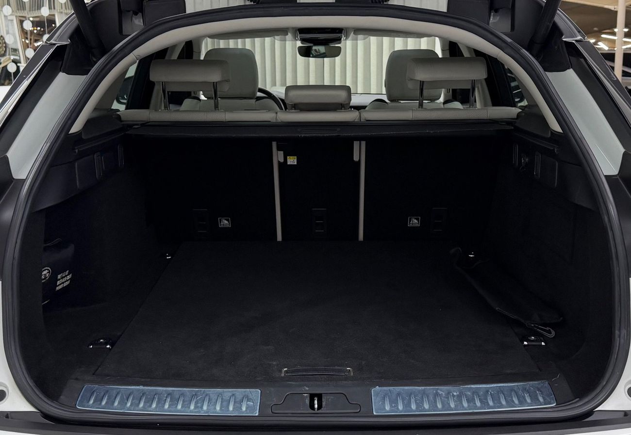 لاند روفر رينج روفر فيلار P250 S 2.0L Petrol