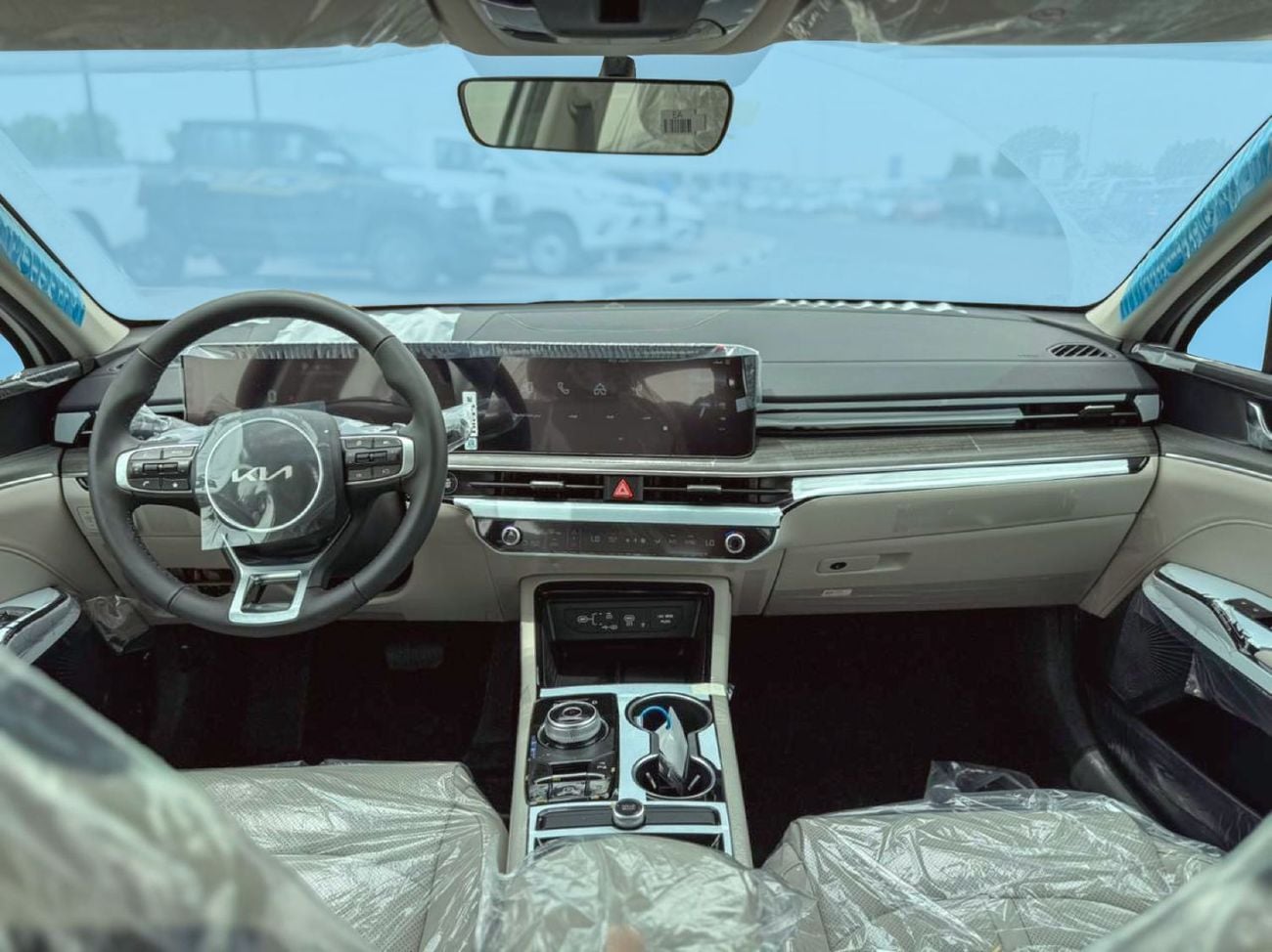 Kia K5 Kia K5  2026, GCC Specs HEV 2.0L