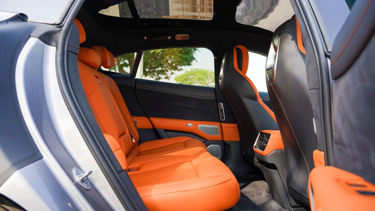 شاومى YU7 شاومى واى يو 7 موديل 2025 زيرو الترا لونج رينج دفع رباعى