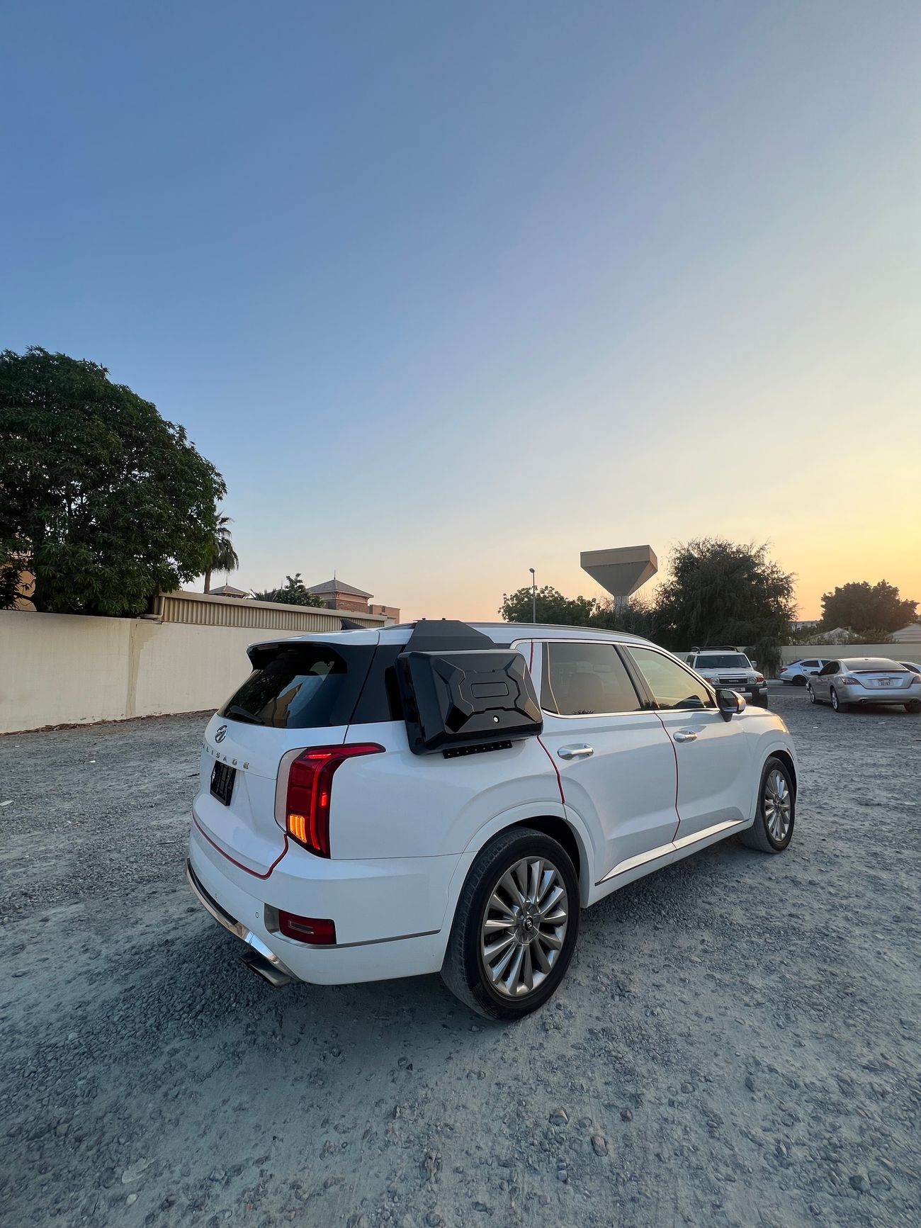 هيونداي باليساد limited AWL 3.8 double sunroof cantara top end model