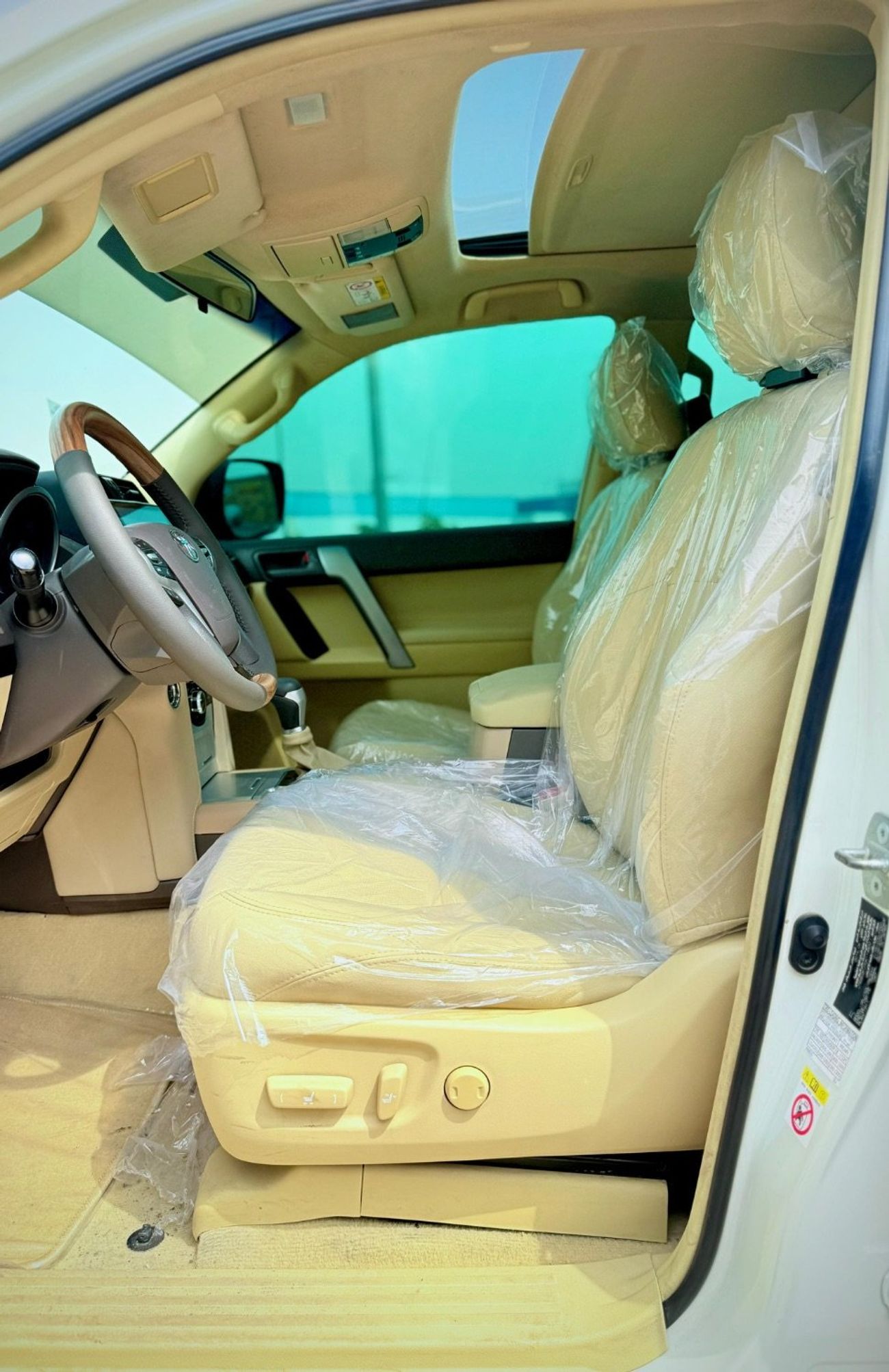 تويوتا برادو 2016 Facelift To 2023 Shape LHD V4 Full Option Top Of The Range Very Clean And Perfect Condition