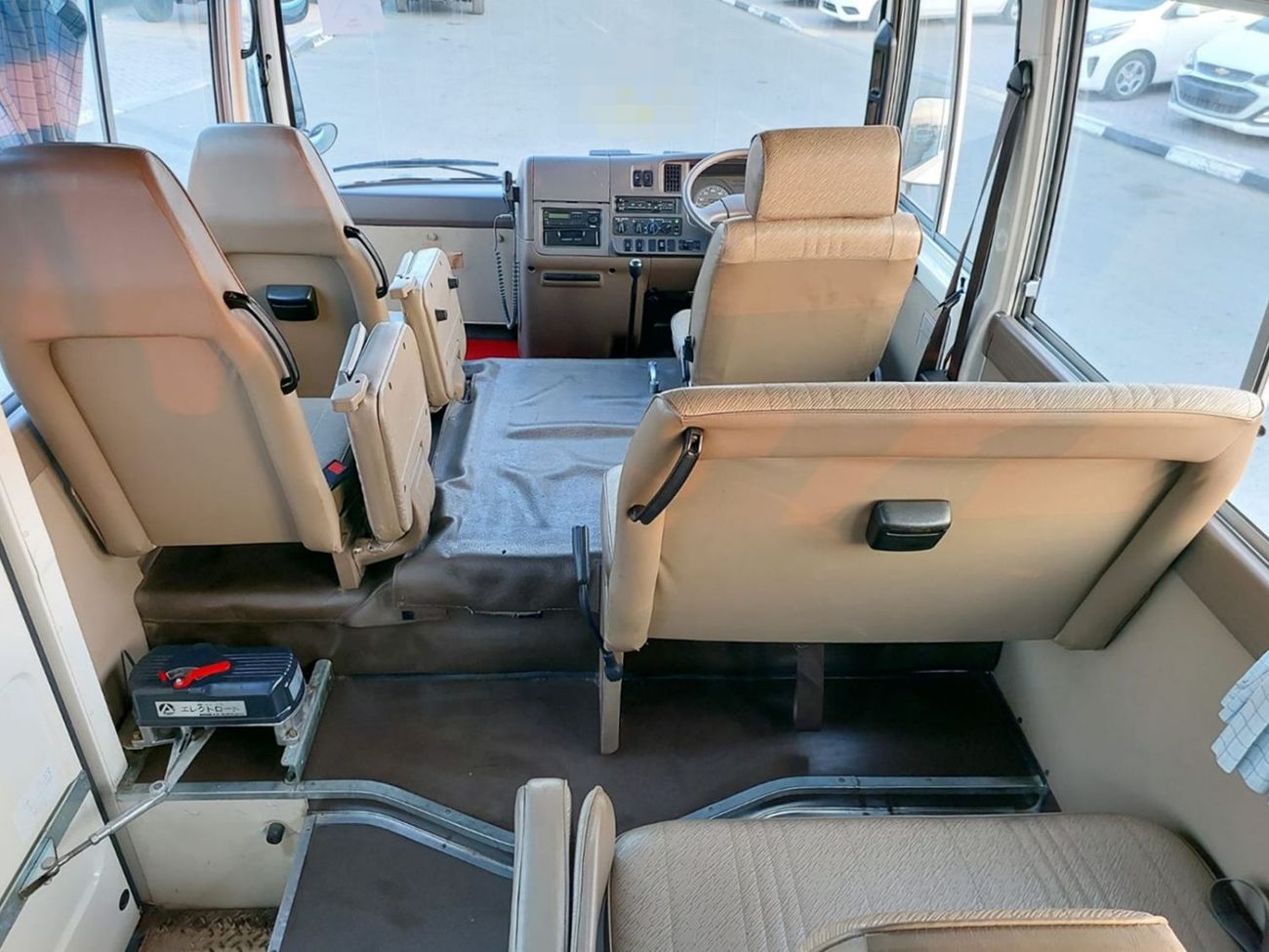 نيسان سيفيليان NISSAN CIVILIAN BUS RHD 1993 MODEL 3.5 L DIESEL MANUAL(PM30153)
