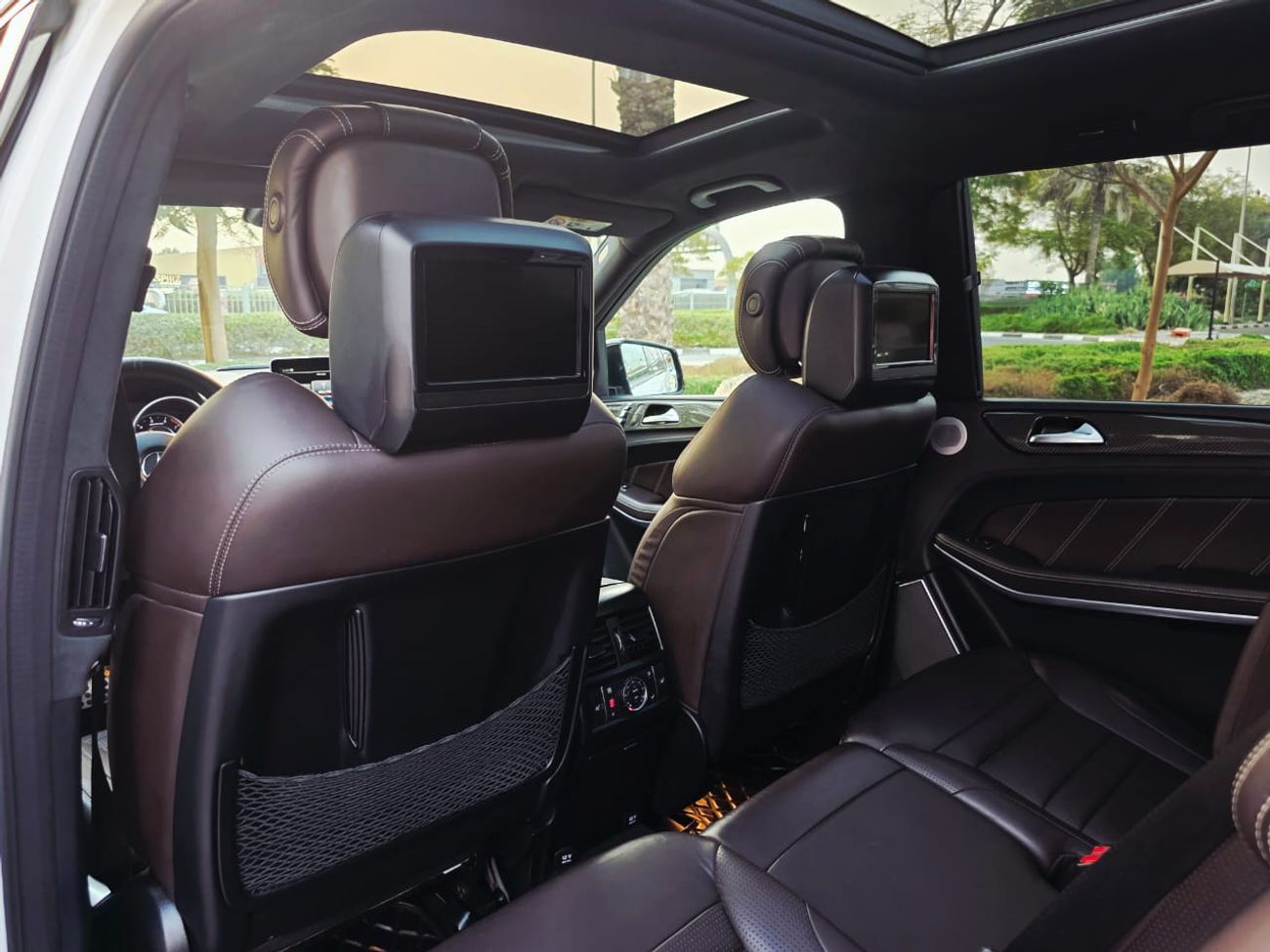 Mercedes-Benz GLS 63 GLS 63 AMG 2016 GCC FULL OPTION SPECIAL OPTIONS WITH CARBON FIBER 2KEY  VERY CLEAN