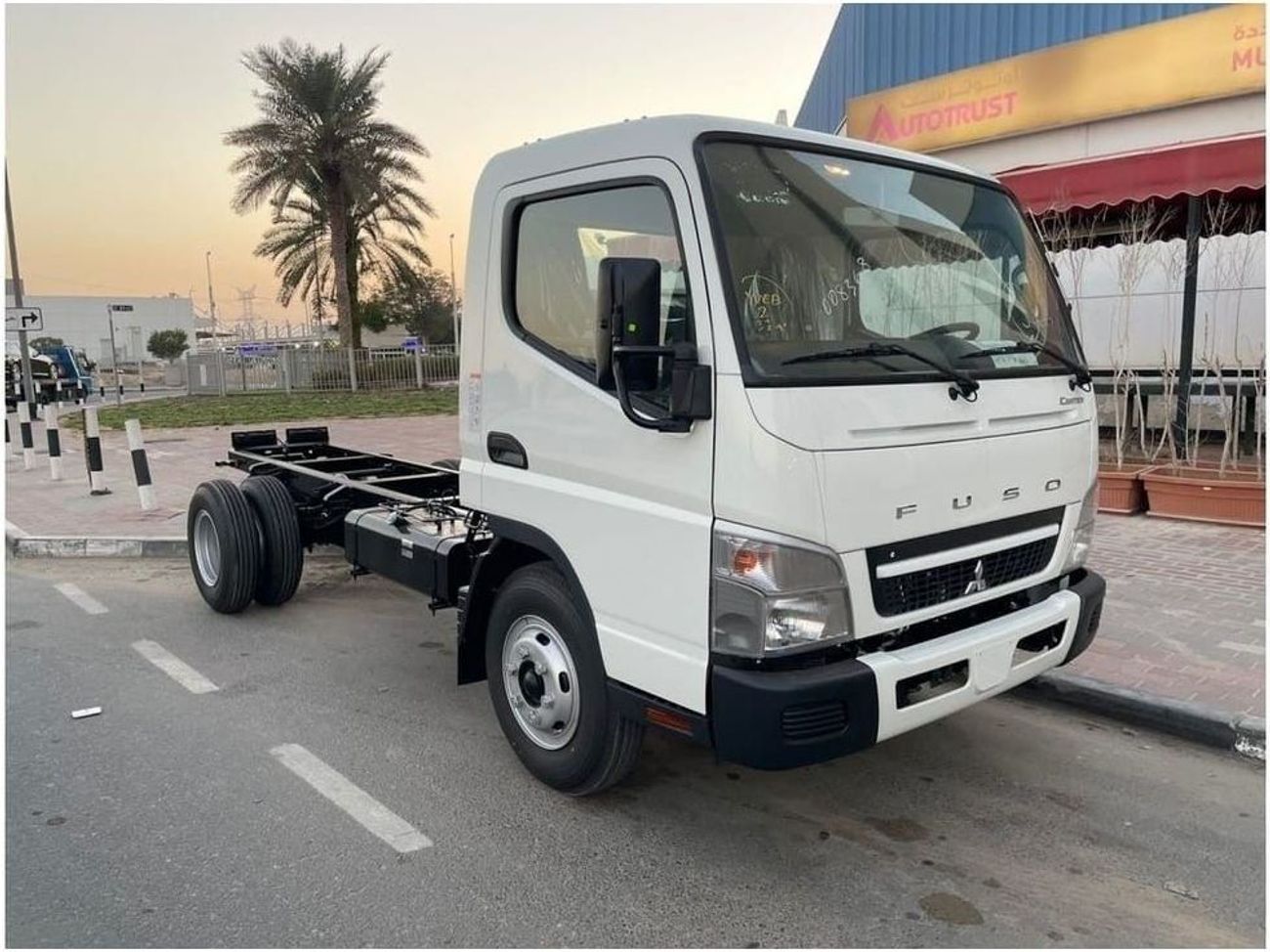 Mitsubishi Fuso Canter only for export