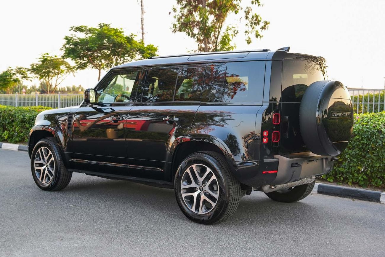 لاند روفر Defender 110 S P300 LAND ROVER DEFENDER 110 P300
