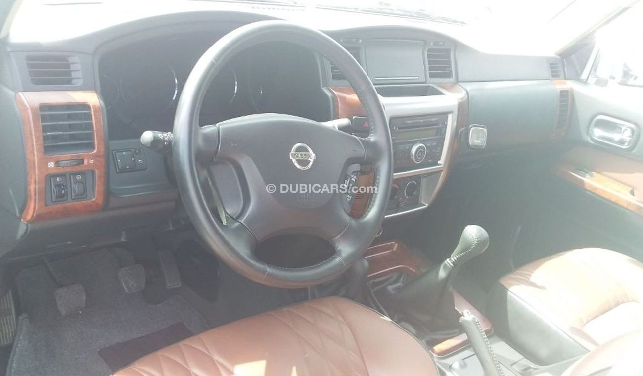 نيسان باترول سفاري نيسان باترول سفاري ٢٠١٦ خليجي