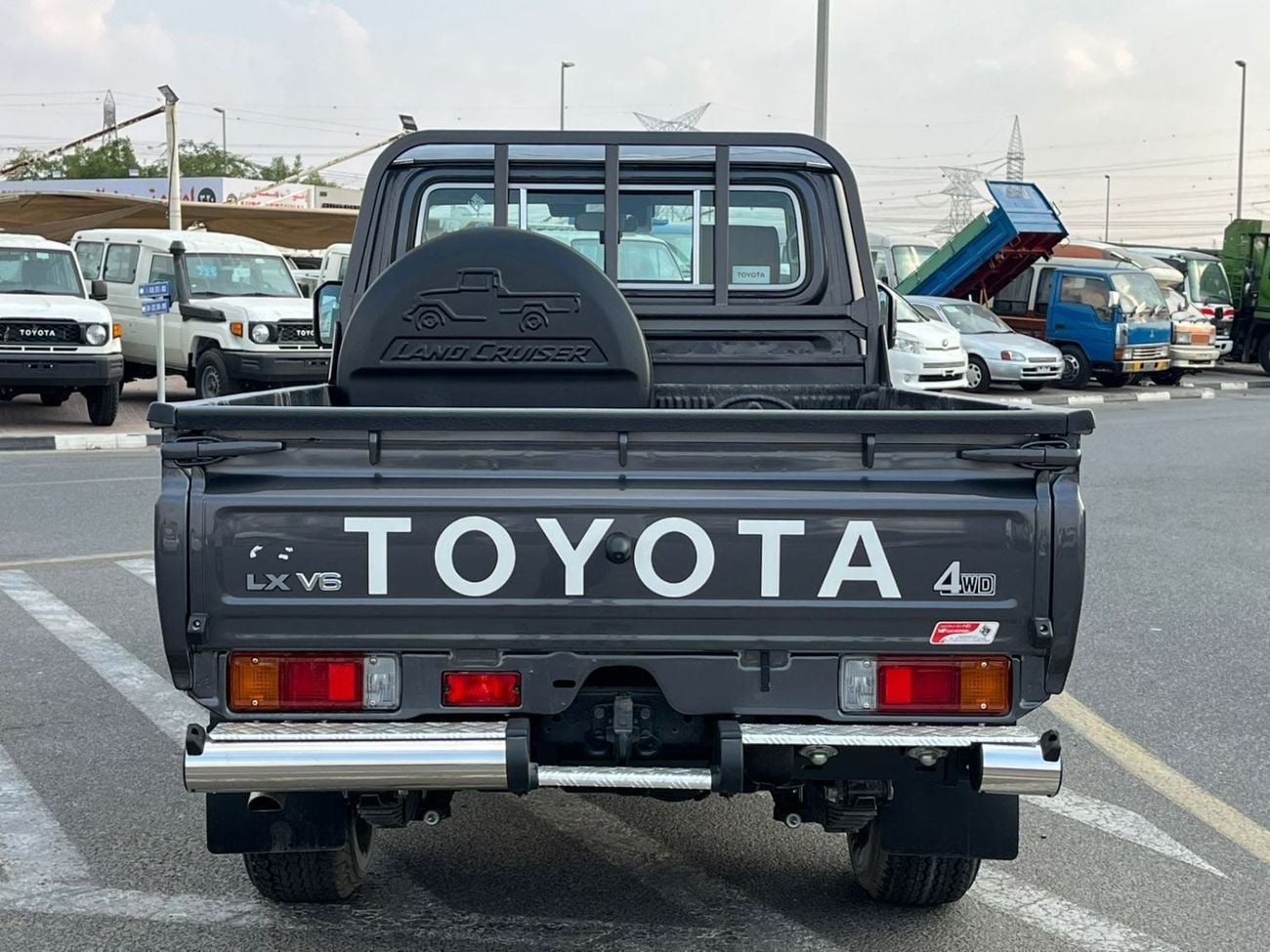 تويوتا لاند كروزر بيك آب Toyota Landcruiser 79 II Singel Cabin Automatic II ToP Tier II 2025 II GCC II Grey Color II FULL LOA