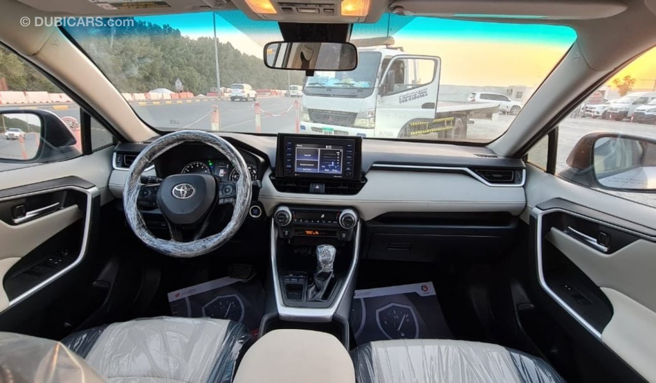 Toyota RAV4 2020 XLE Full Option