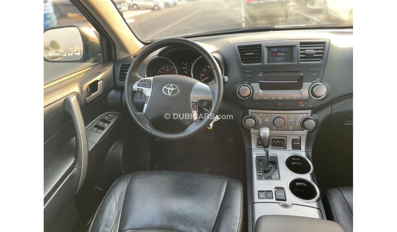 Toyota Highlander 2012 Toyota Highlander 4x4 / EXPORT ONLY/ فقط للتصدير