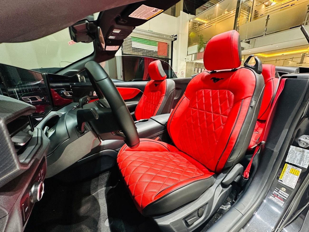 فورد موستانج EcoBoost 2.3L Convertible A/T