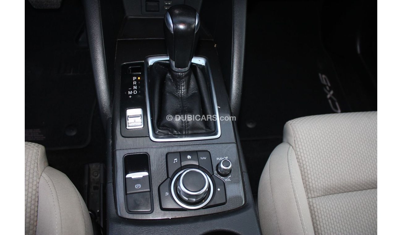 Mazda CX5 Mazda CX 5 2016 GCC in excellent condition without accidents, very clean from inside and outside