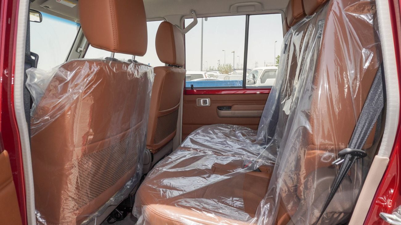 تويوتا لاند كروزر 70 LX 4.0 L V6