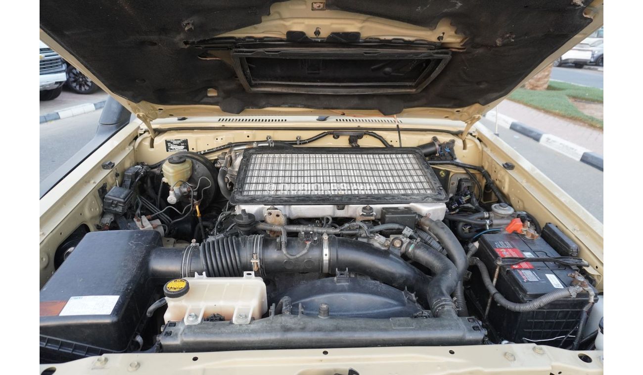 Toyota Land Cruiser Pick Up Hard Top