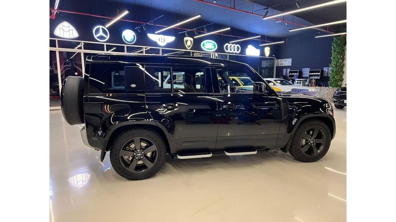 لاند روفر ديفندر Defender HSE P400/2024 /GCC / 5 YEARS WARRANTY AND SERVICE