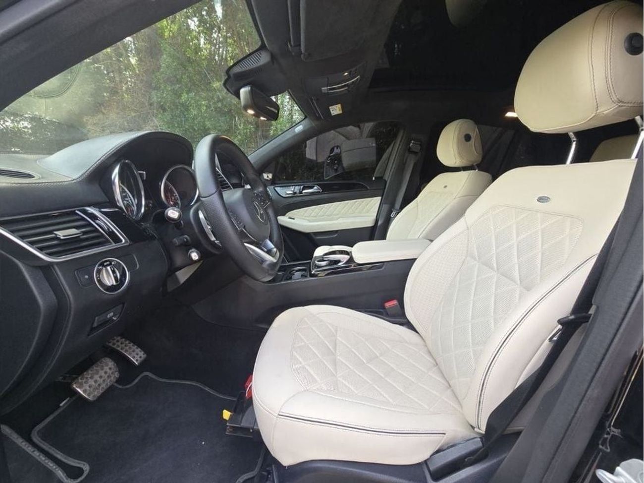 Mercedes-Benz GLE 43 AMG Coupe 3.0L GLE-43 AMG COUPE V6 BITURBO 2018 GCC //ORIGINAL PAINT //ACCIDENTS FREE