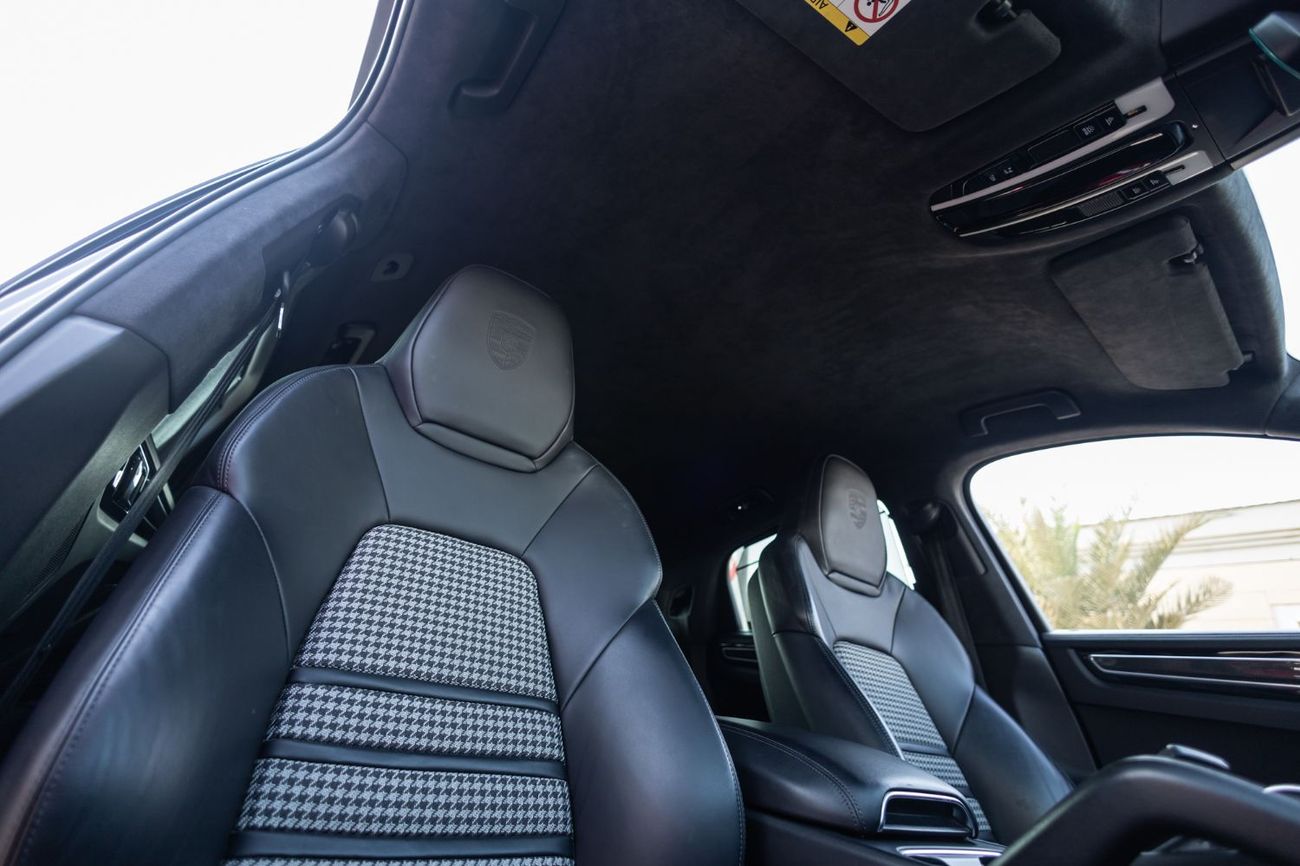 Porsche Cayenne GTS 4.0L (460 HP)