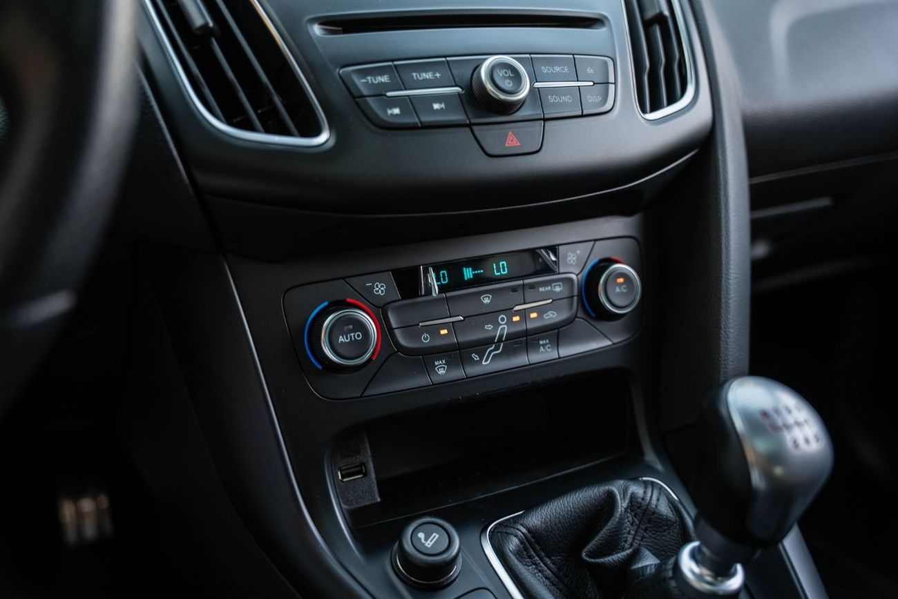 فورد فوكاس ST 2.0L