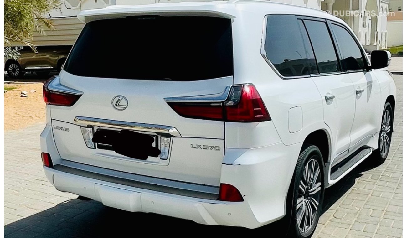 Lexus LX570