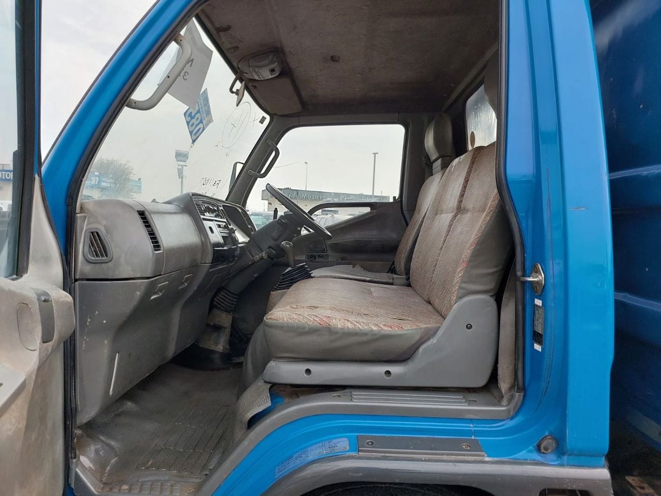 Mitsubishi Fuso Canter (RAMADAN OFFER) MITSUBISHI CANTER TRUCK RHD 1994 MODEL 4.6 L DIESEL MANUAL(PM00885)