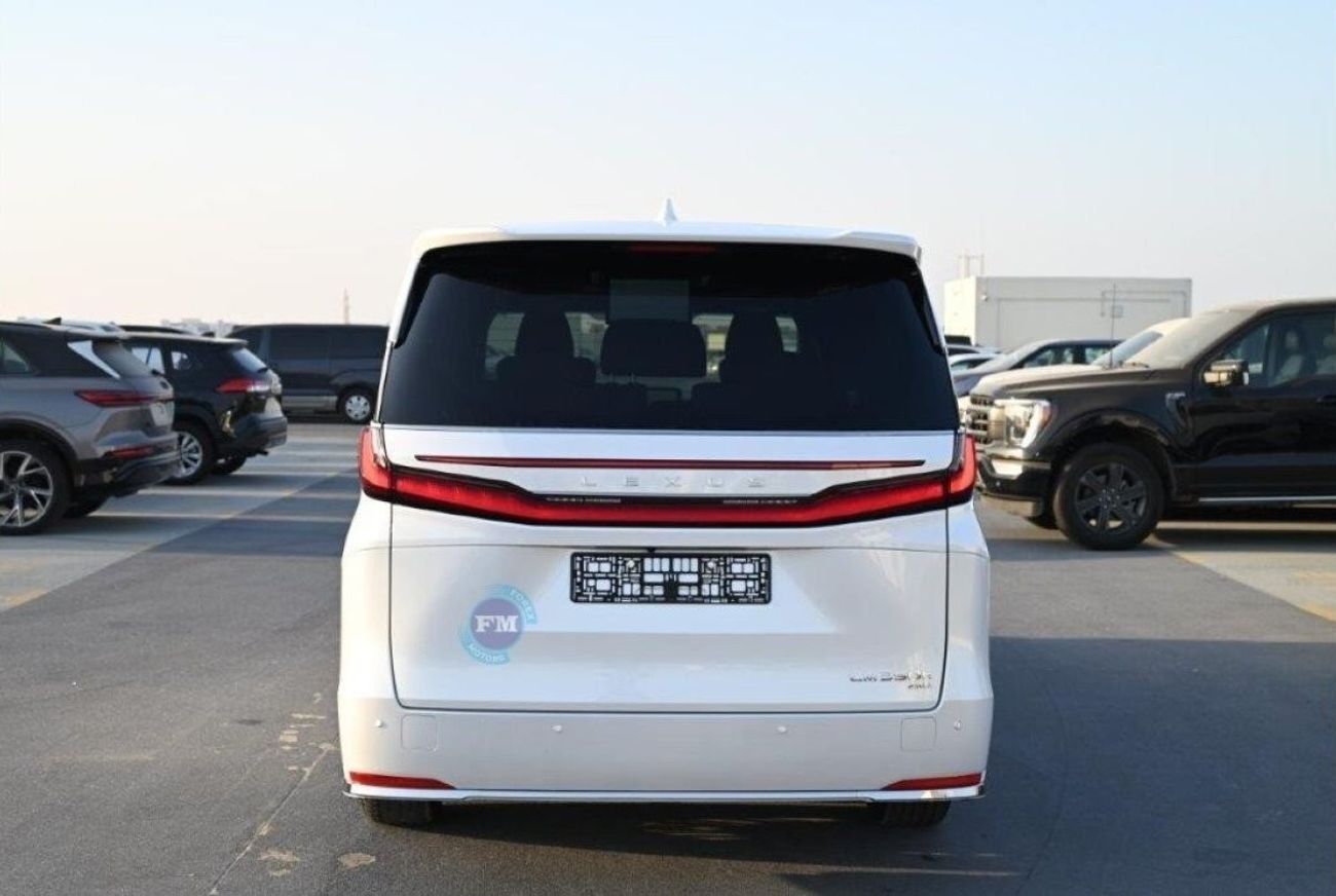 لكزس LM 350h 2.5L Automatic