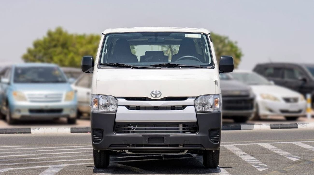 Toyota Hiace TOYOTA HIACE STD 2.5D MT 15 SEATER MY2024 – WHITE