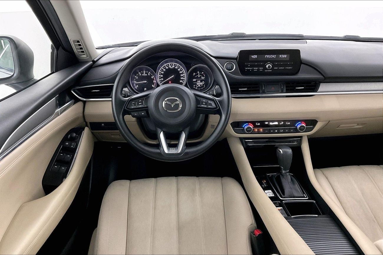 تويوتا يارس SE / E | ضمان مجاني لمدة عام | 0 دفعة أولى