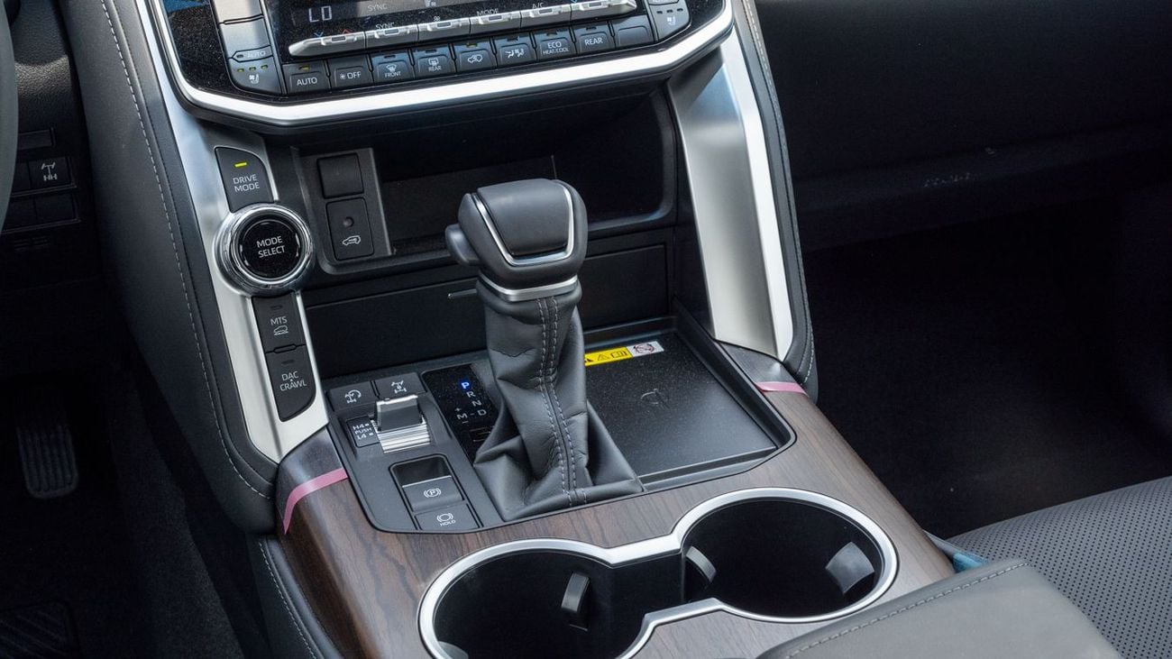 تويوتا لاند كروزر TOYOTA LANDCRUISER 3.3 GXR MID A -2025YM