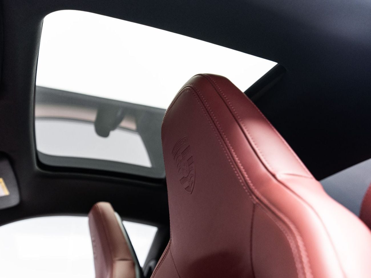 Porsche 911 CARRERA BUY NOW, PAY 2027 | THE BLACKLINE STANDARD | AERO KIT, November 2026 Porsche Warranty, GCC,