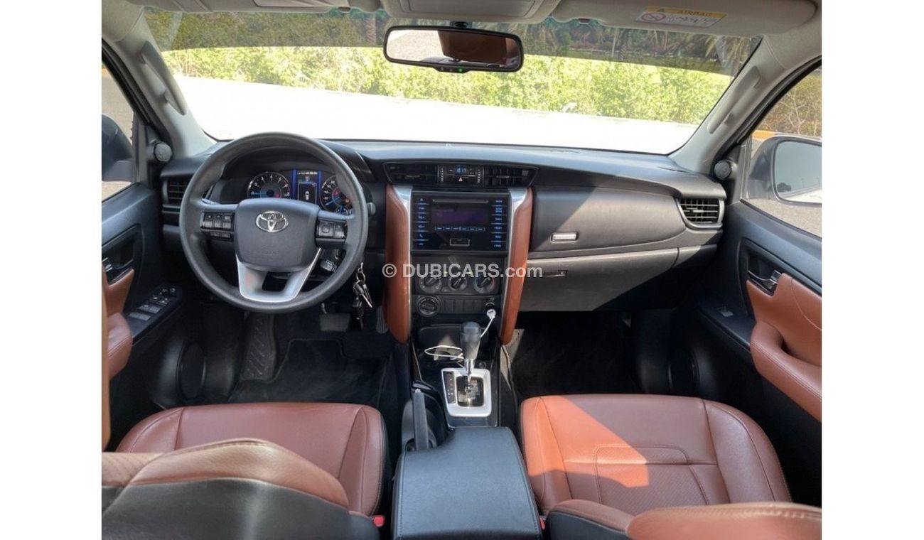 Toyota Fortuner EXR GXR TOYOTA FORTUNER  (GCC  _ SPEC) -  2019- VERY GOOD