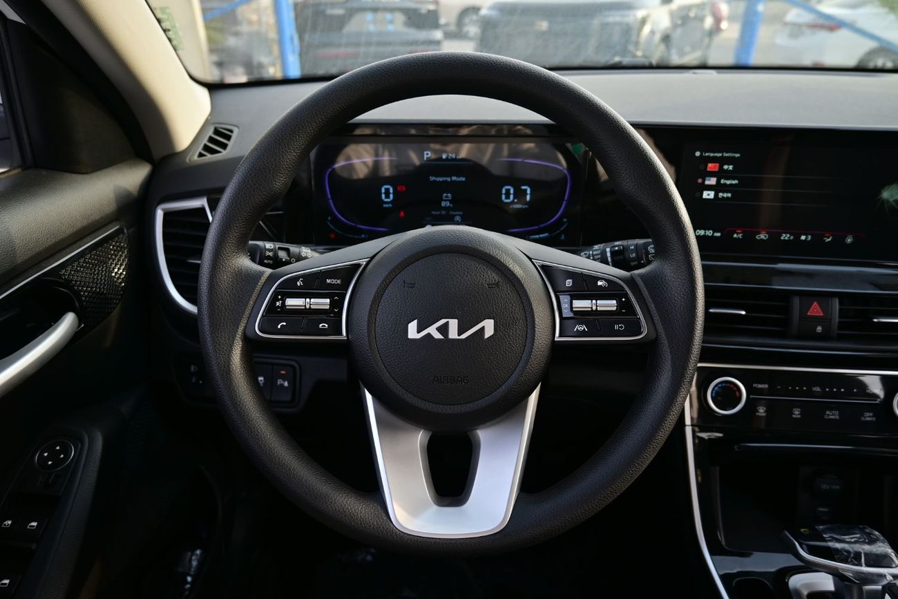 Kia Seltos Kia Seltos 1.5L Petrol, Color White, Model 2025