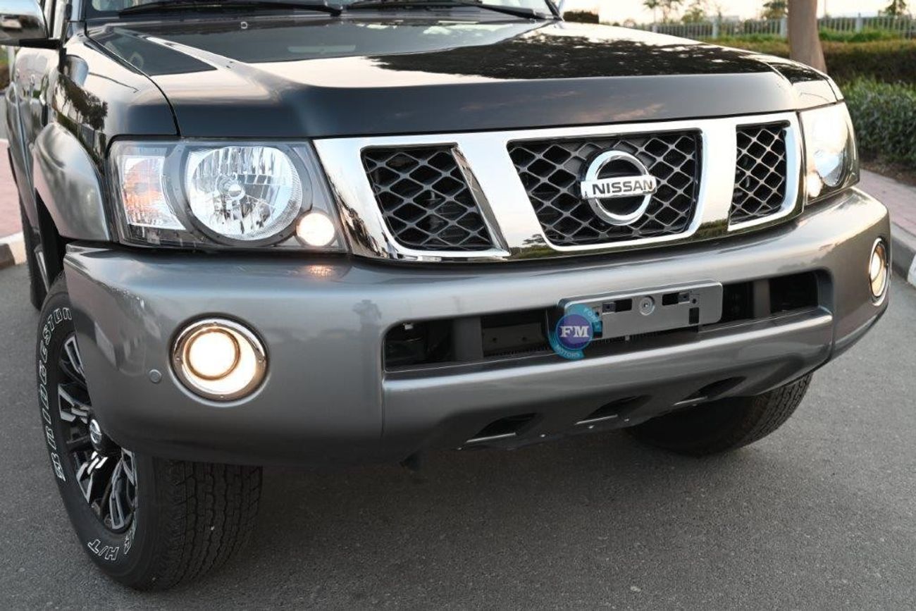 Nissan Patrol Super Safari Patrol Legend 4.8L 4WD 7 Seat Automatic