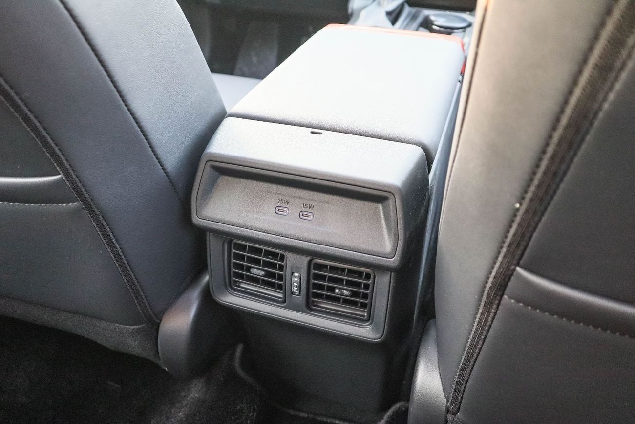 Toyota RAV4 ADVENTURE TOYOTA RAV4 ADVENTURE 2.5L HYBRID — 2026