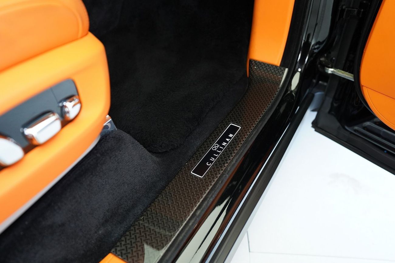 Rolls Royce Cullinan BLACK BADGE FACELIFT