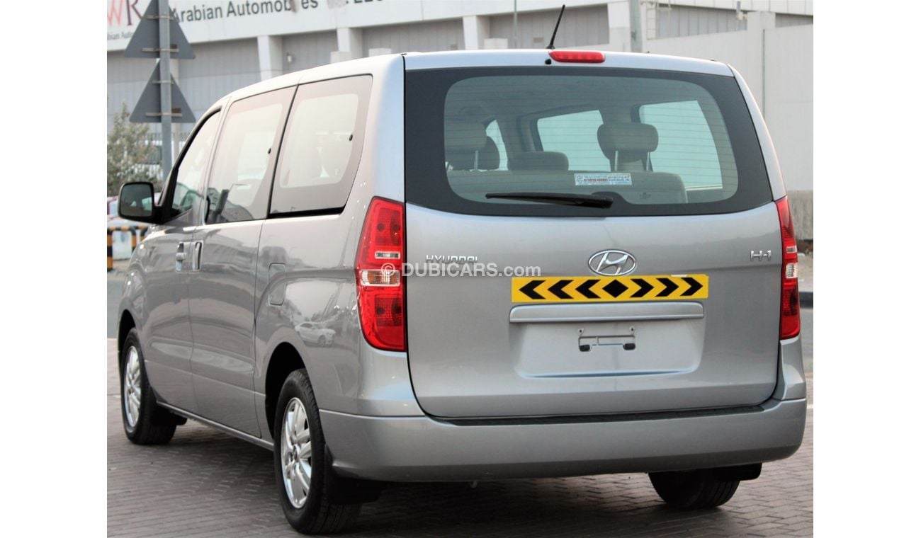 Hyundai H-1 Hyundai H1 GCC in excellent condition without accidents, very clean from inside and outside
