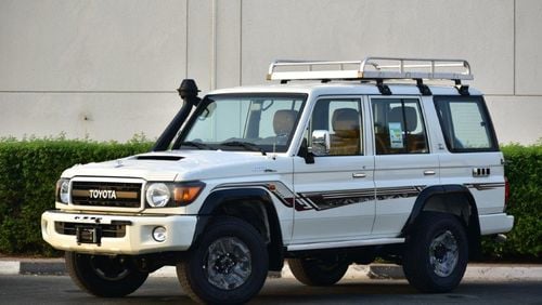 تويوتا لاند كروزر 70 76  LX LIMITED V8 4.5L TURBO DIESEL  MANUAL TRANSMISION - 70TH ANNIVERSARY EDITION