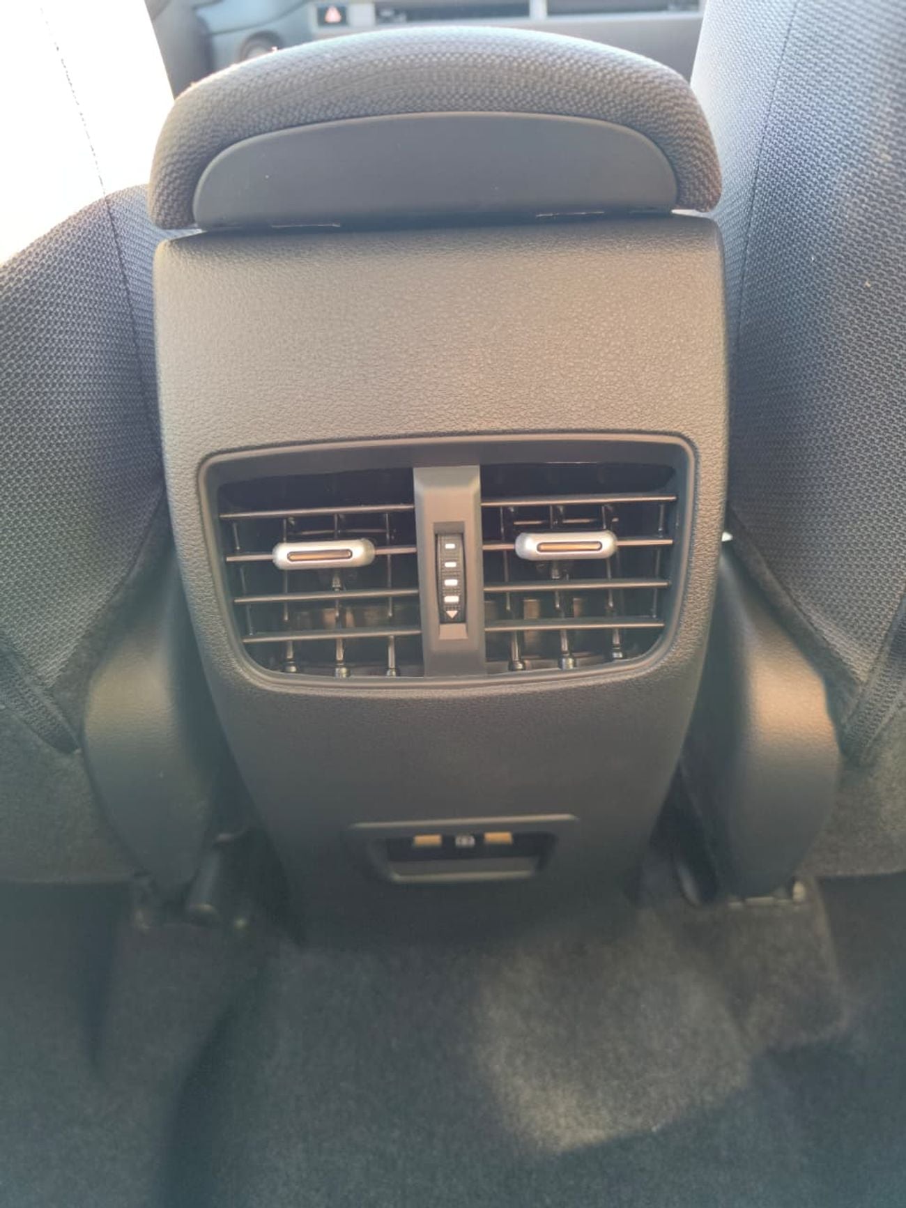 تويوتا فرونتلاندر 2.0L Hybrid Leading 2025 Model